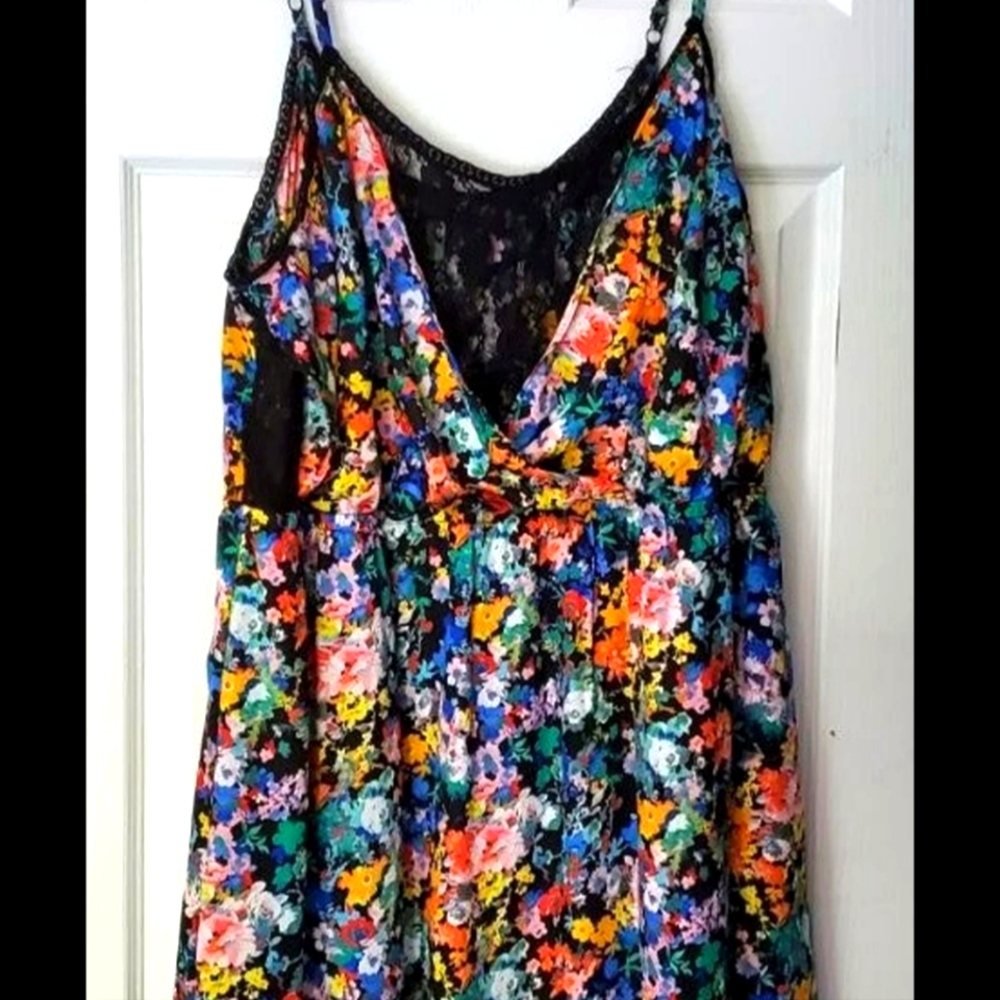 FOREVER 21 Flowered Spaghetti strap summer dress